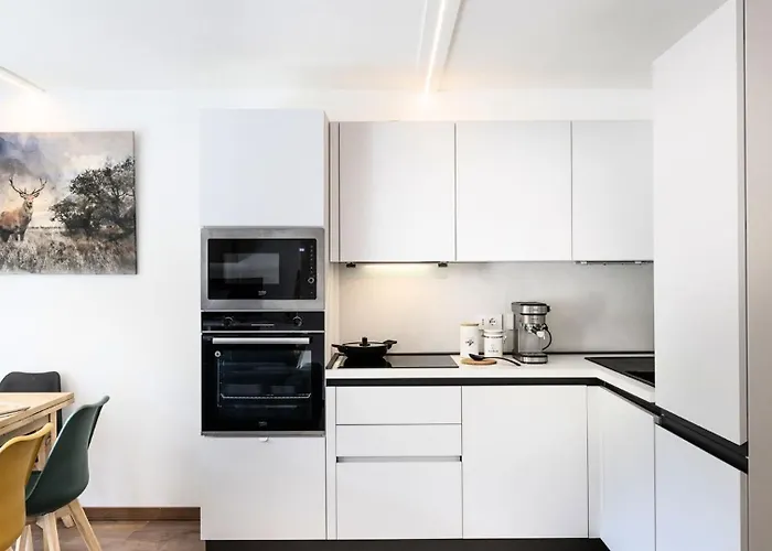 Elyanas Apartment